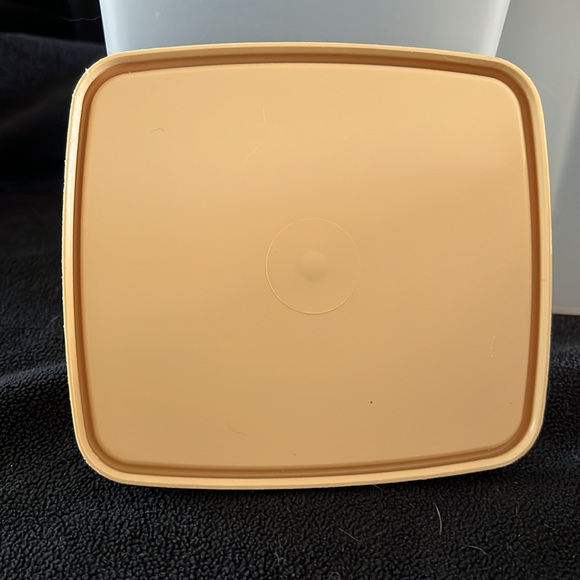 NWOT 6 Vintage Tupperware Storage Containers - Picture 3 of 4